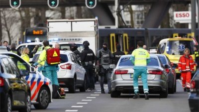 Терор: Десетки ранени след стрелба в Холандия