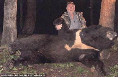Английски дядка бие Пенчо Кубадински с 500 отстреляни лъва