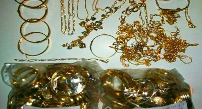 Спипаха златни накити за 50 бона