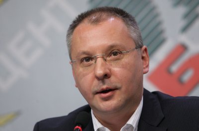 Само в Lupa.bg: Станишев се връща лидер на БСП?