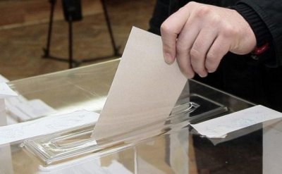 Швейцария открива избирателни секции за 4-и април