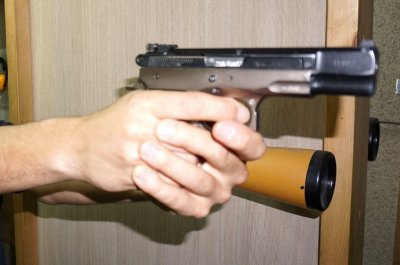 С пистолет в челото: Рецидивист открадна 30 бона от шофьор