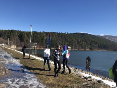 Фоторепортаж в Lupa.bg: Софиянци излязоха на припек край Панчаревското езеро