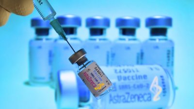 Германия препоръчва ваксината на AstraZeneca само за лица под 65 години