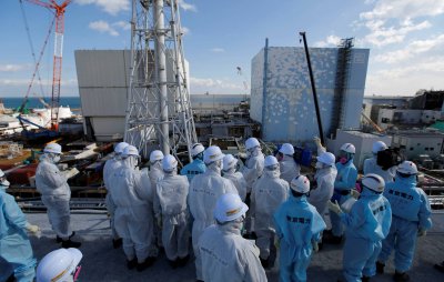 Радиационно замърсяване в АЕЦ "Фукушима" бави почистването