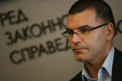 Дянков: До 2 години данъците в България ще се вдигнат