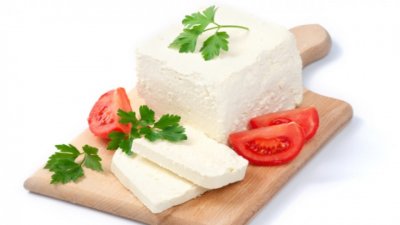 Искаме ЕК да защити киселото мляко и сиренето ни