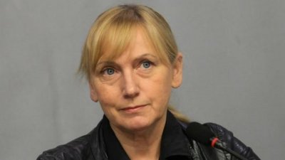 Елена Йончева зове Европол на помощ срещу корупцията в ЕС