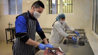 Топъл обяд за 1600 бедни в Хасково от сряда