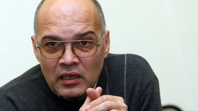 Безлов: Кьовеши ще подхване скандала с джиповете за МВР