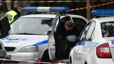 16-годишен опитал да убие мъж със сабя