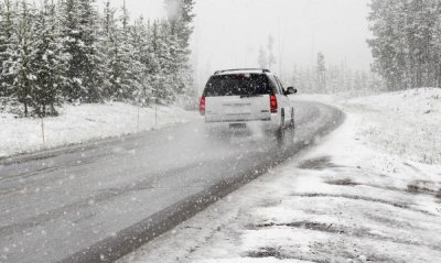 Адски студ скова България, зимата бушува
