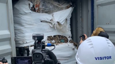 Отмениха глобата на фирма получател на 137 тона отпадъци