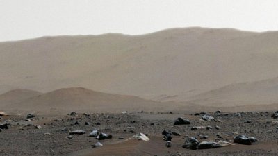 НАСА показа първата панорамна снимка от Марс (ВИДЕО)