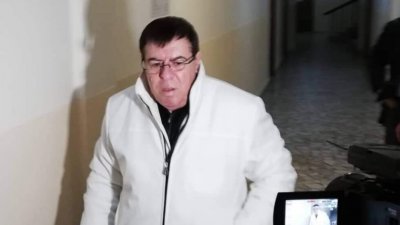 Съдът позволи на Бенчо Бенчев на напуска България, за да се лекува
