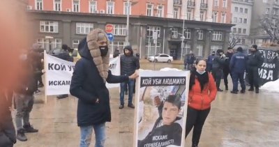 Бащата на Людмил: Ще отидем на будката и ще счупим всичко