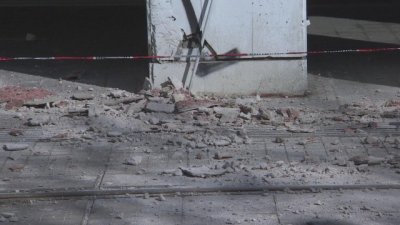 Мазилка се срути в центъра на София