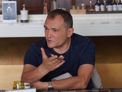 Партията на Божков - окончателно вписана в регистъра