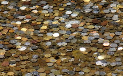Кмет плати годишна винетка с жълти стотинки