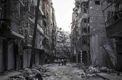 Две мини убиха най-малко 18 души в Сирия