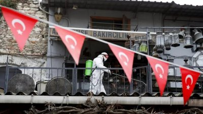 Търсят Covid щам „Черно море” в Турция