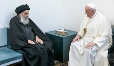 ИСТОРИЧЕСКО: Папата се срещна с иракския аятолах