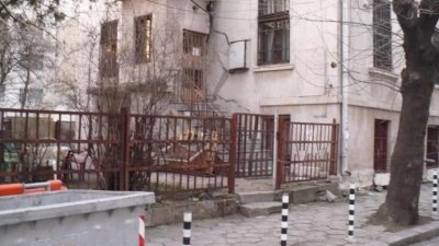 Възстановяват къщата на Райна Княгиня