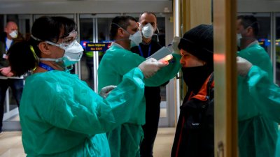 4000 румънци пипнали вируса след първата доза