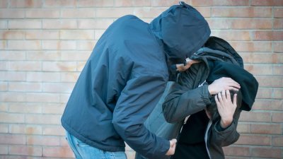 Бой между деца и стрелба в училищен двор в Дупнишко