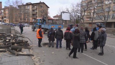 Силният вятър остави Пловдив без вода