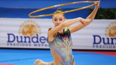 Златна Боряна Калейн грабна заслужения медал с обръч 