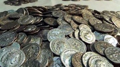 Откриха огромна колекция от антични монети и старинни предмети