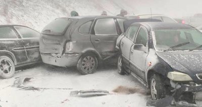 Двама полицаи са ранени във верижното меле на "Хемус"