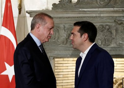 Гърция иска ЕС да наложи санкции на Турция