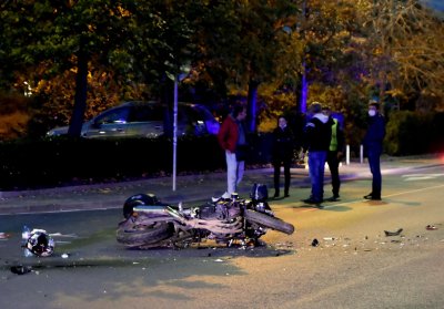 Пиян моторист се потроши на пътя Бургас - Сарафово
