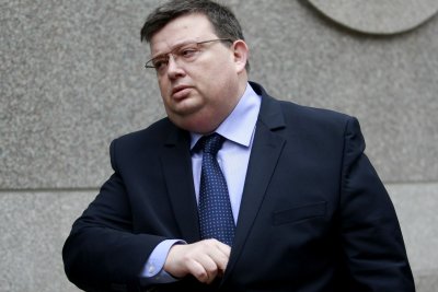 Цацаров удари бандитите, взима им 4 млрд.