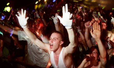 Турската полиция развали парти с 500 души