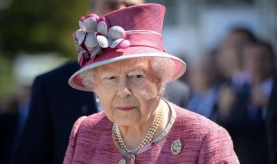 70 души са загубили почетните си звания от Елизабет II за десетилетие