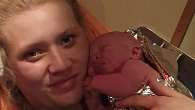 Германка роди в катер в Северно море