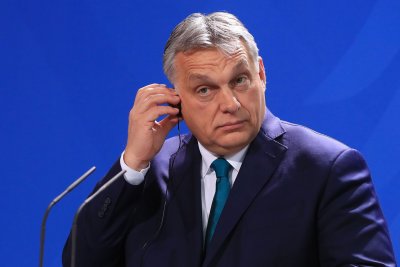 Орбан е готов на всичко, за да остане на власт