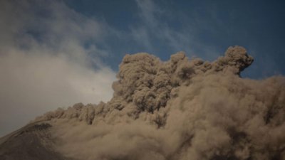 Спящ вулкан се събуди на Сейнт Винсент