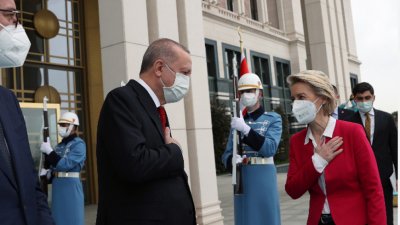 След "дивангейт": ЕК призова за ратифициране на Истанбулската конвенция