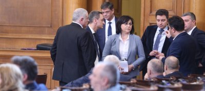 Ето я "новата" парламентарна група на БСП