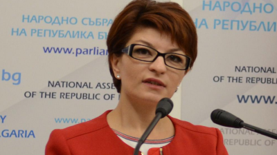 Десислава Атанасова: Целта е ясна - викат Борисов, за да го обиждат в парламента