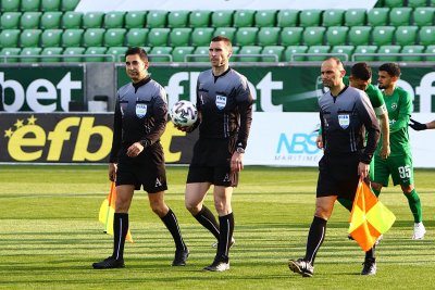 Пенев топи Кабаков пред УЕФА: Искаше победата повече от Лудогорец