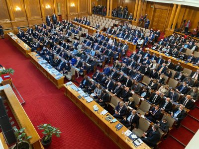 ГЕРБ с 14 нови депутати на мястото на министрите в оставка 