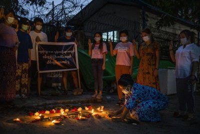 Хунтата в Мианмар е разселила 250 000 души