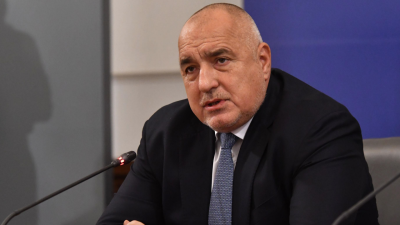Борисов хвали модернизацията на армията пред шефа на Военния комитет