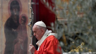 Папата започна молитви за край на пандемията