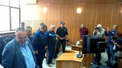 Спешна операция отложи делото срещу рекетьорите от ДАИ-Пловдив